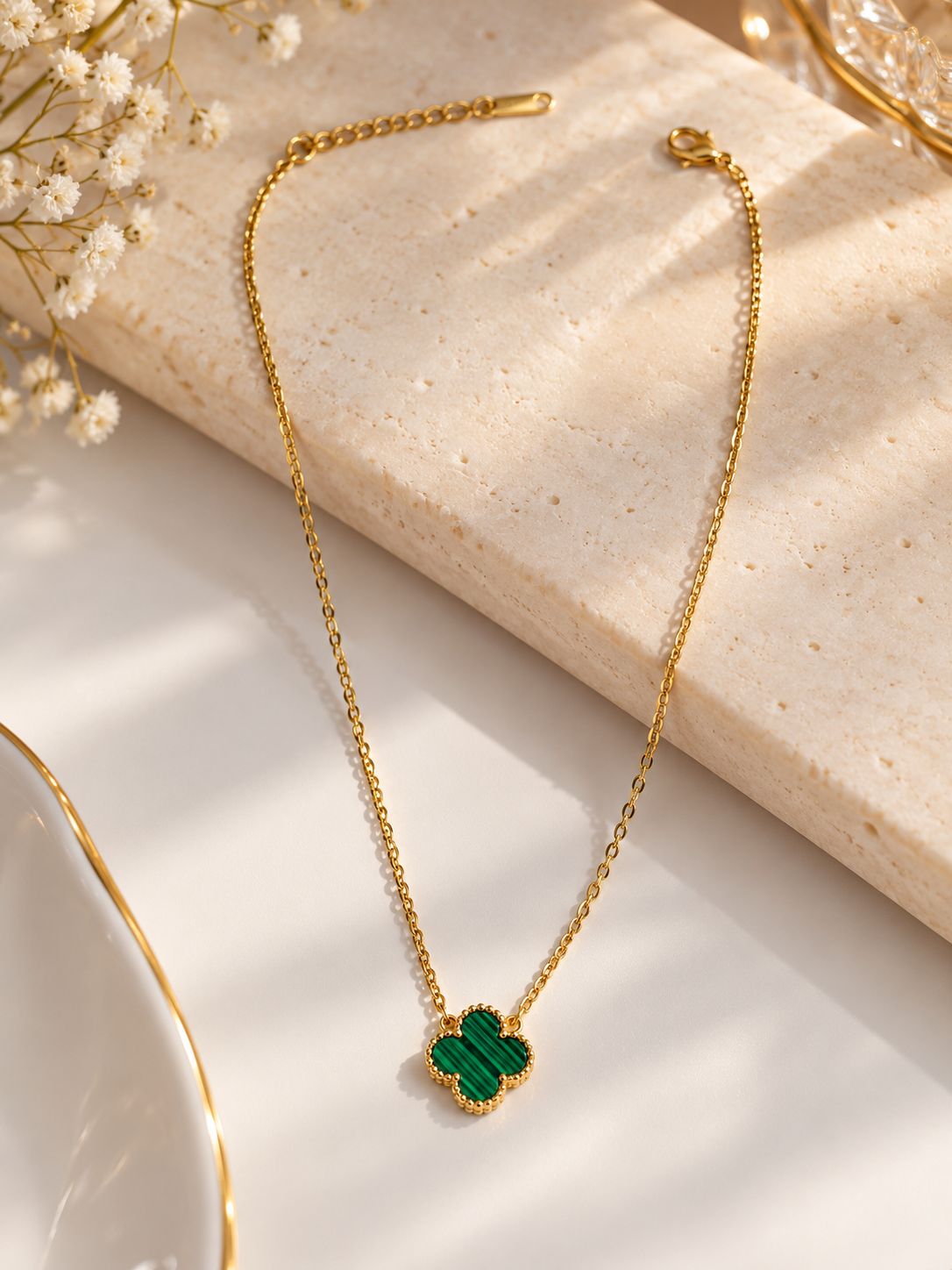 Green Malachite Clover Pendant Necklace for Women | Gold-Plated Quatrefoil Necklace