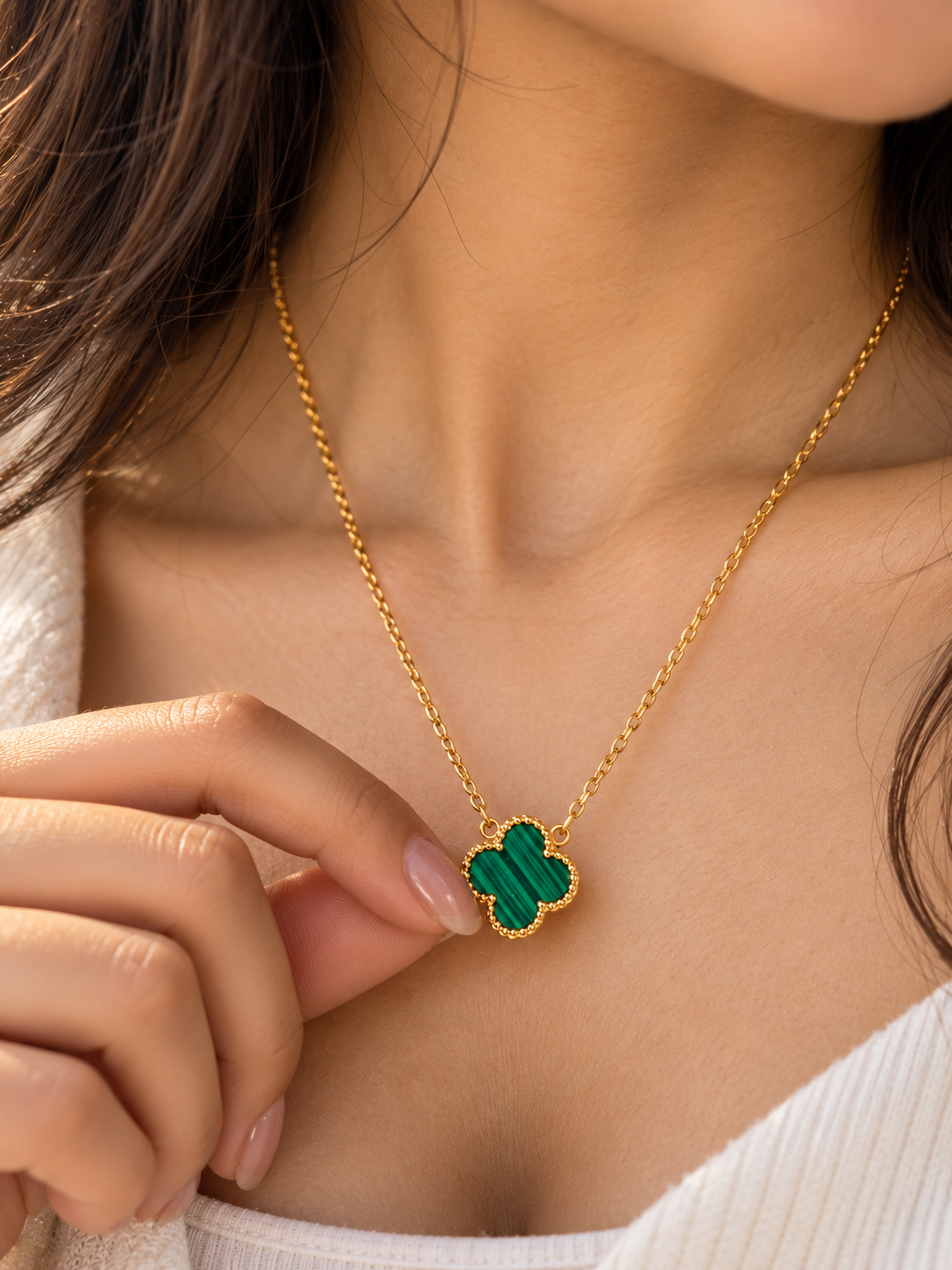 Green Malachite Clover Pendant Necklace for Women | Gold-Plated Quatrefoil Necklace